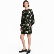 H＆M  长袖连衣短