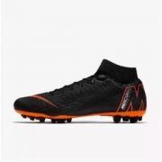 Nike Superfly 6 Academy AG-R 人造草地足球鞋
