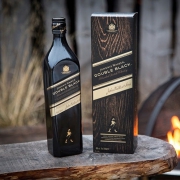 尊尼获加（JOHNNIE WALKER）  黑牌 double black 调配型苏格兰威士忌 700ml