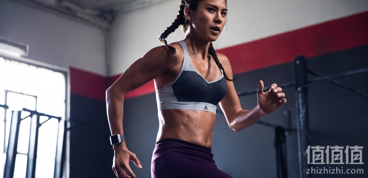 提高运动效率 Fitbit Ionic：adidas 今日开售