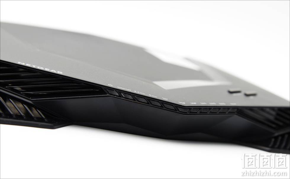 NETGEAR 美国网件 XR500 竞技路由器开箱 NETGEAR 美国网件 XR500 竞技路由器开箱