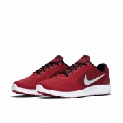 1日0点：Nike耐克 Revolution 3 男款跑鞋