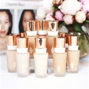 Charlotte Tilbury 魔法粉底液 30ml