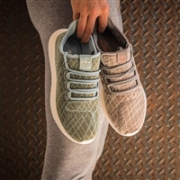 两双直邮中国！Adidas Tubular Shadow肉粉色女款小椰子