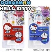 日本Propolinse 多拉A梦 Hello Kitty 限量联名护手霜 润唇膏