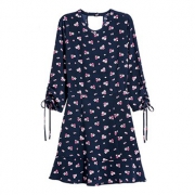 H＆M 碎花七分袖短裙显瘦连衣裙