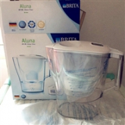 Brita碧然德 Aluna Cool  滤水壶 2.4L（1壶1芯）白色