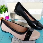 Clarks 其乐 Kinzie Light女士小羊皮平底单鞋 两色