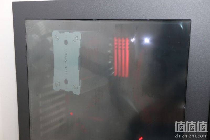 Antec 安钛克 P7 Window Red 中塔机箱开箱