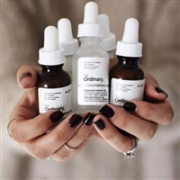 The Ordinary 全线83折新低,5%咖啡因 + EGCG眼部精华、妆前乳、美白精华等