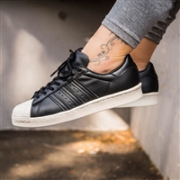 Adidas Superstar 80s 女士金属贝壳头
