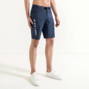 明星们刷屏的暴汗服品牌 HOTSUIT 黑标系列机能速干短裤