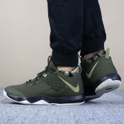 耐克（NIKE）  AMBASSADOR X 男子篮球鞋