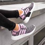 Adidas 阿迪达斯 NMD_R2 女款运动鞋