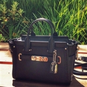 COACH蔻驰Pebbled Leather Coach Swagger 27真皮斜挎包 多色可选