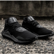 18年春夏，Y-3 Saikou 运动鞋
