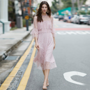 Vero Moda 层叠喇叭七分袖蕾丝连衣裙