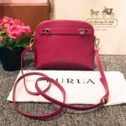芙拉（FURLA）  PIPER系列 女士真皮迷你贝壳包