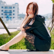 韩都衣舍 女韩版印花中长款蕾丝连衣裙
