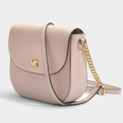 MICHAEL MICHAEL KORS 半圆形翻盖斜挎包