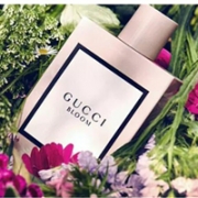 Gucci 古驰Bloom花悦女士香水套装（香水50ml+滚珠7.5ml）