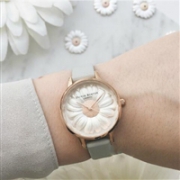 Olivia Burton 2017款小雏菊浮雕女士手表