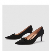 ZARA TRF蝴蝶结饰低跟鞋