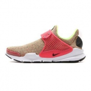 NIKE 耐克 WMNS NIKE SOCK DART SE 862412-301 女子运动休闲鞋 *3双