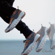 Prime会员镇店之宝，18新款 Clarks 其乐 Tri Jump 男女童网面三瓣底休闲鞋 26131620 多色
