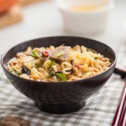 明日10点：严选 私房牛肉面 64克*6杯