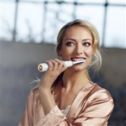 PHILIPS 飞利浦 Sonicare DiamondClean 第三代 电动牙刷  四色可选