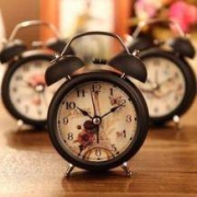 乐爱工坊 金属闹钟 带夜灯 送电池 15款可选