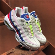NIKE 耐克 Air Max 95 SE 女款气垫休闲鞋 红蓝配色
