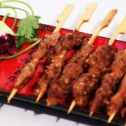 东来顺 孜然羊肉串 20串 400g*4件+元盛 牛肉串 400g+恒都 牛颈骨 1kg