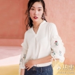 女士刺绣V领白色上衣