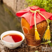 塔牌 醇雕5 半甜型绍兴黄酒 14度 1L*6瓶整箱装*2件