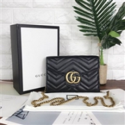GUCCI 古驰 GG MARMONT 2.0 系列 474575 DRW1T 女士斜挎包