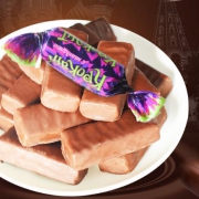 KDV 夹心巧克力紫皮糖 500g 俄罗斯进口