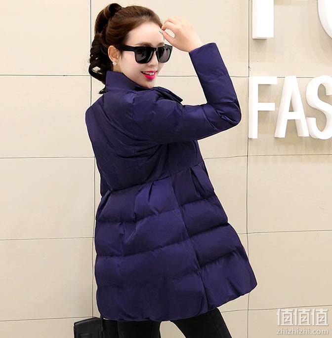 施衣品女士棉服