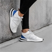 adidas 阿迪达斯 Originals ARKYN 女士休闲运动鞋