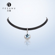 兰盈 choker 奥利地水晶星星吊坠颈链