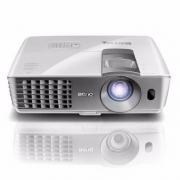 BenQ 明基 W1070+ 全高清蓝光3D家用投影机 送HDMI线
