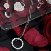 Tiffany&Co 蒂芙尼 25049179 精美银色圆环925银项链 Prime会员免费直邮含税
