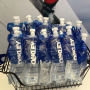 美国进口 Oakley 欧克利 天然饮用水 运动型 415ml*6袋