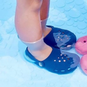 镇店之宝，UK6码 CROCS 卡骆驰 ELECTRO 儿童洞洞鞋 10400