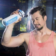美国进口，O2COOL 运动保冷喷雾水壶590ml 多色 赠制冰盒1个