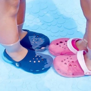 镇店之宝，UK6码 CROCS 卡骆驰 ELECTRO 儿童洞洞鞋 10400 两色