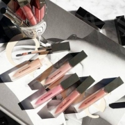 BURBERRY 巴宝莉 丝绒雾彩液体唇釉 多色 £20.8（需用码）