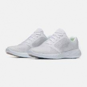 去商家购买 Skechers 斯凯奇 GO RUN 600系列 女士网布轻质跑鞋15061 两色