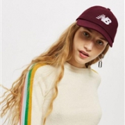 白菜！New Balance新百伦 复古棒球帽
